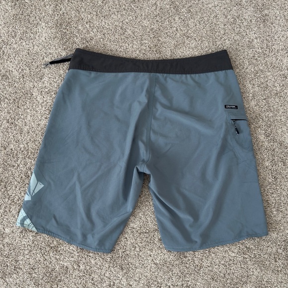 Men’s Volcom True To This Swim Trunks/Board mod tech Shorts size 34 - Picture 6 of 9